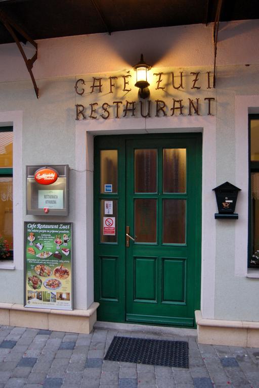 Penzion Zuzi Trencianske Teplice Bagian luar foto